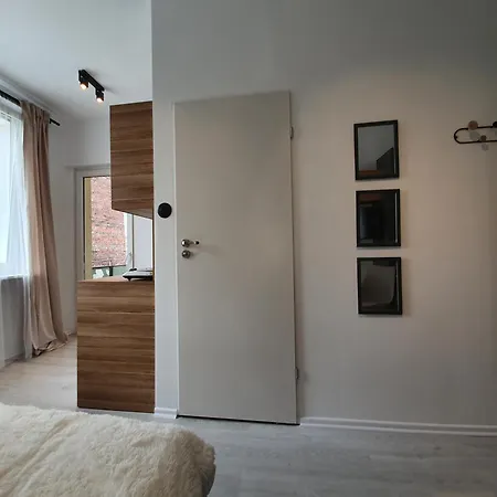 Apartment Plac Obroncow Poczty Polskiej I-iv